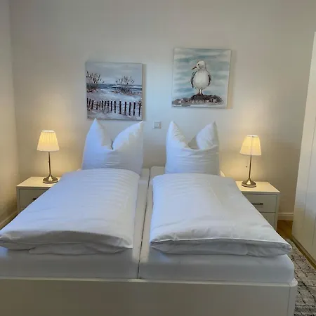 Deichnaehe A * Norden